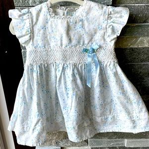 Koala Baby Sweet Blue& White Floral Flutter Sleeve Dress With Bloomers 3-6 mo